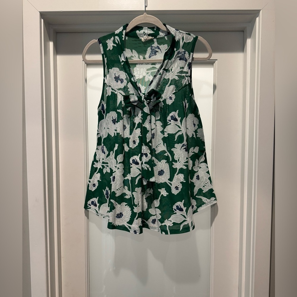 Ember Green and White Floral Sleeveless Blouse with Ties Size M Lightweight Fun